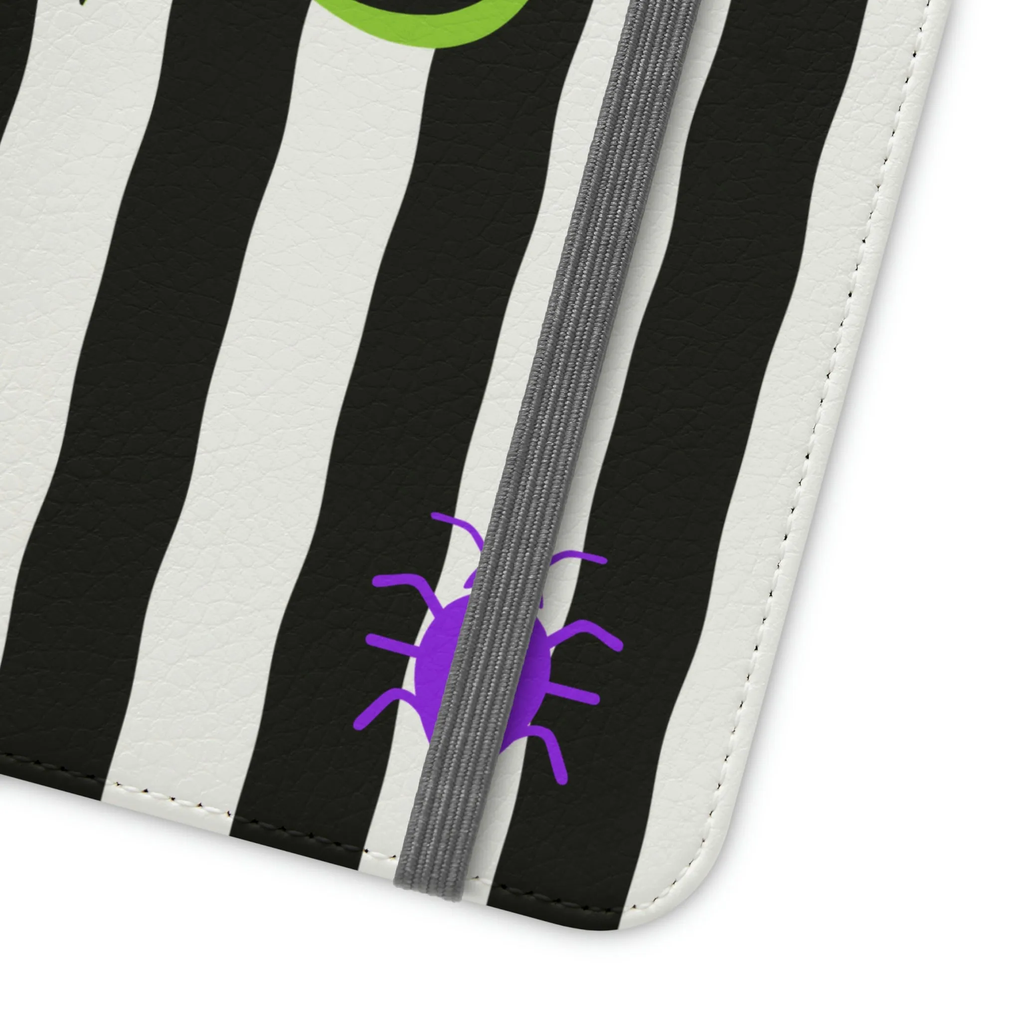 Beetlejuce & Sandworm Street Style | Horror Freak Flip Wallet Phone Case