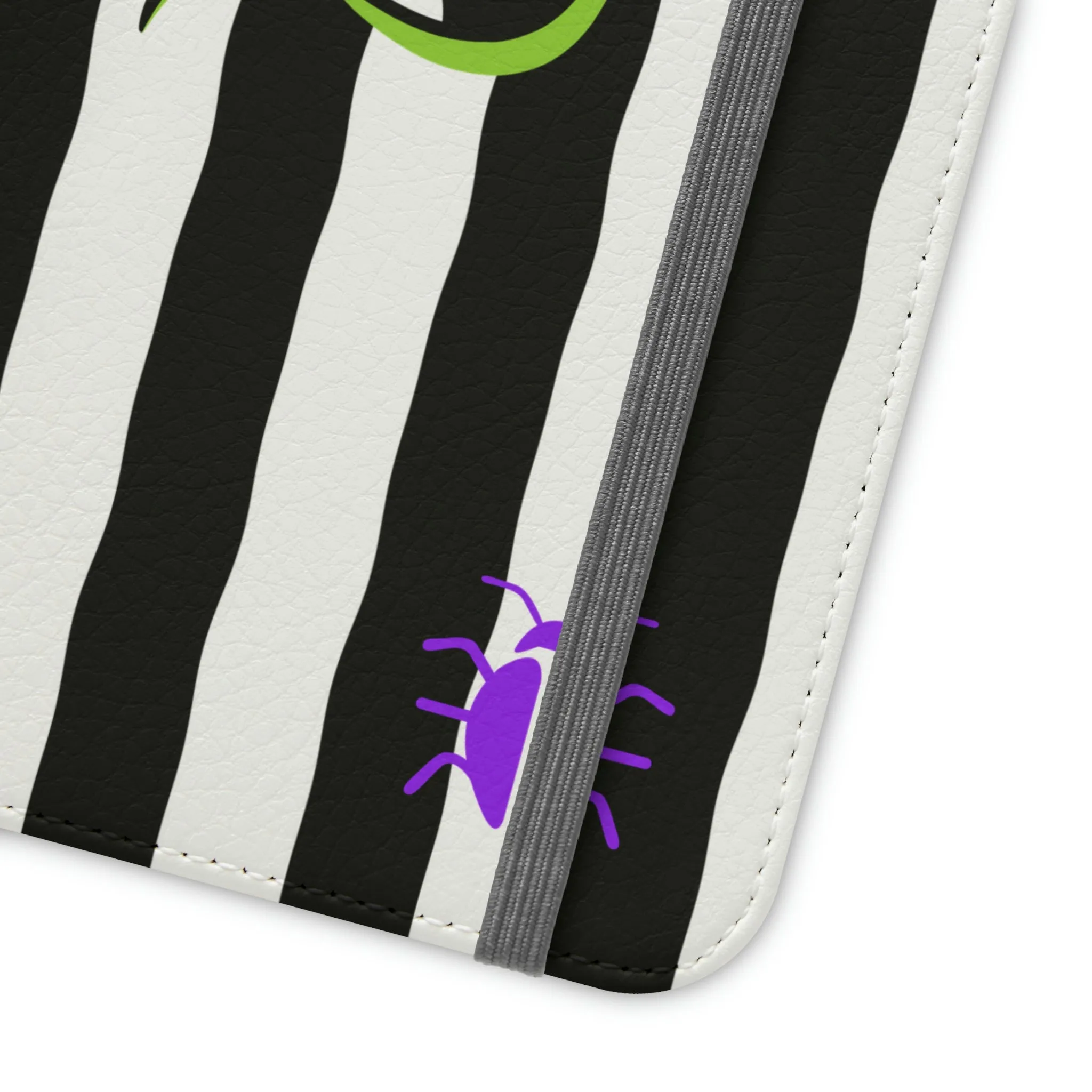 Beetlejuce & Sandworm Street Style | Horror Freak Flip Wallet Phone Case