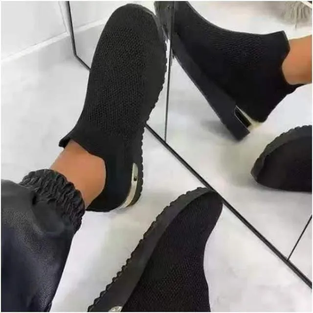 Casual Sports Slip On Sneakers