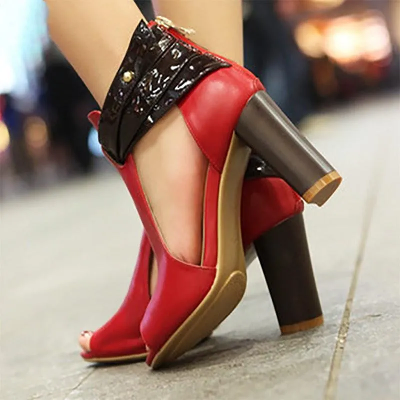 Chicvane Adjustable Buckle Closure Spanish Sandals Cutout Side Chunky Heel Sandals