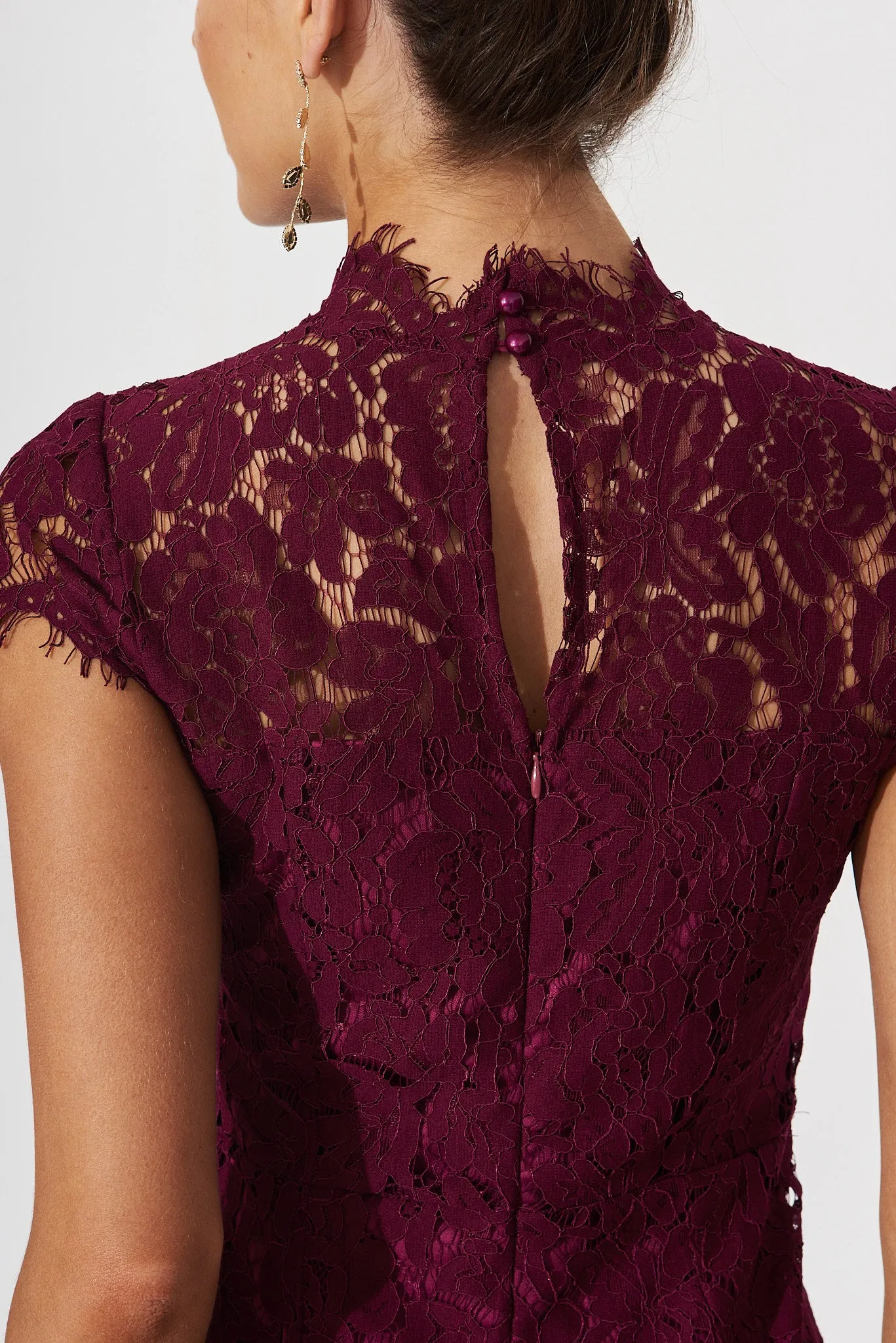 Emilise Midi Dress In Burgundy Lace