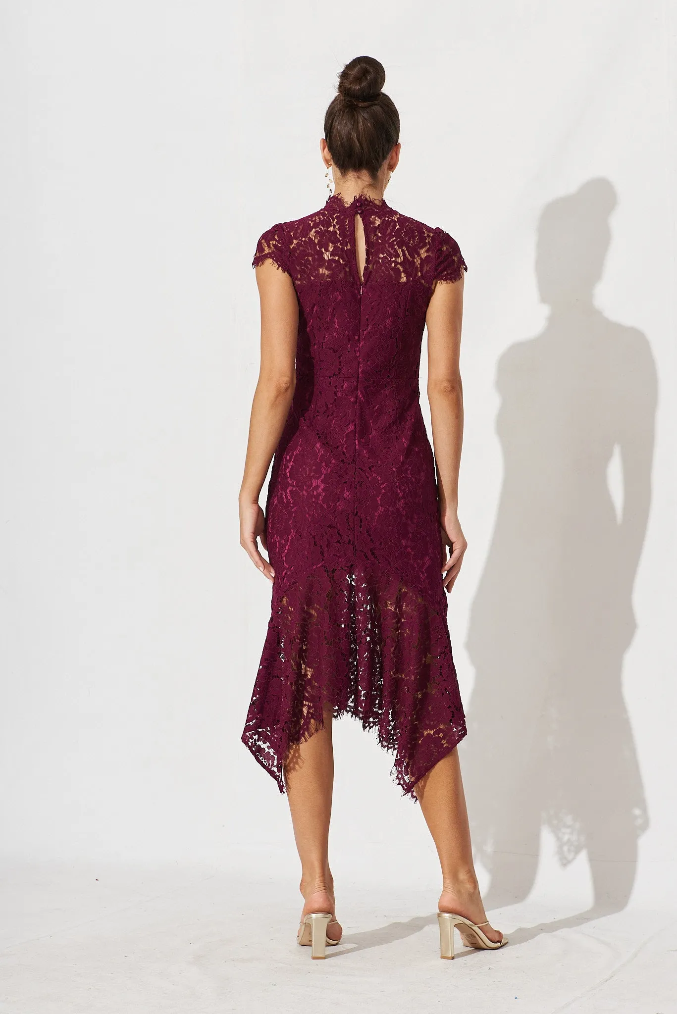 Emilise Midi Dress In Burgundy Lace