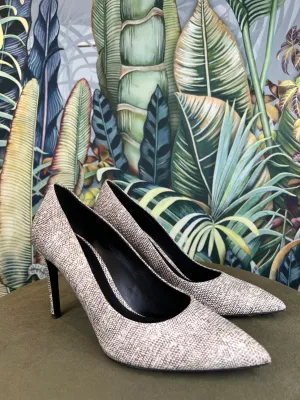 Hugo Boss pumps