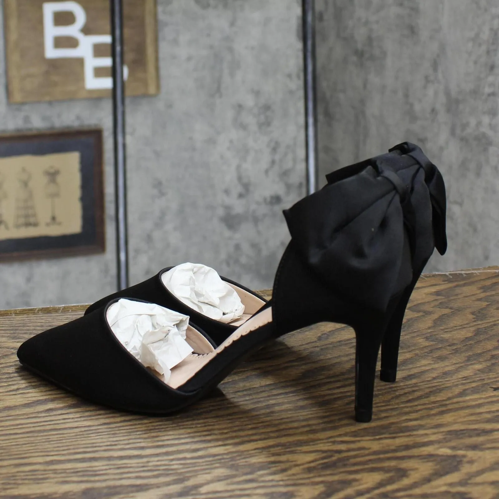 Journee Collection Womens Tanzi Satin D'Orsay Heels Shoes TANZI-PUMP Black 9M