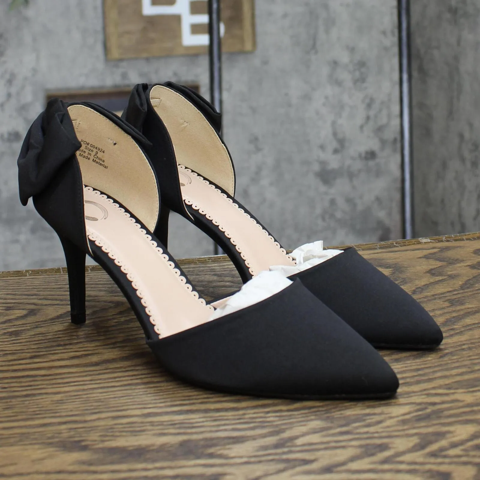 Journee Collection Womens Tanzi Satin D'Orsay Heels Shoes TANZI-PUMP Black 9M
