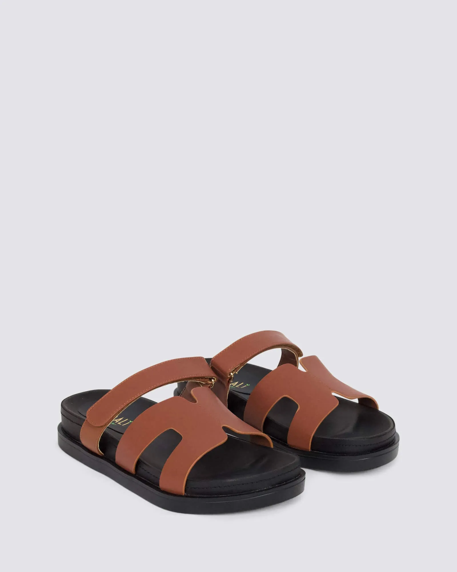 OSWALD SANDALS COGNAC