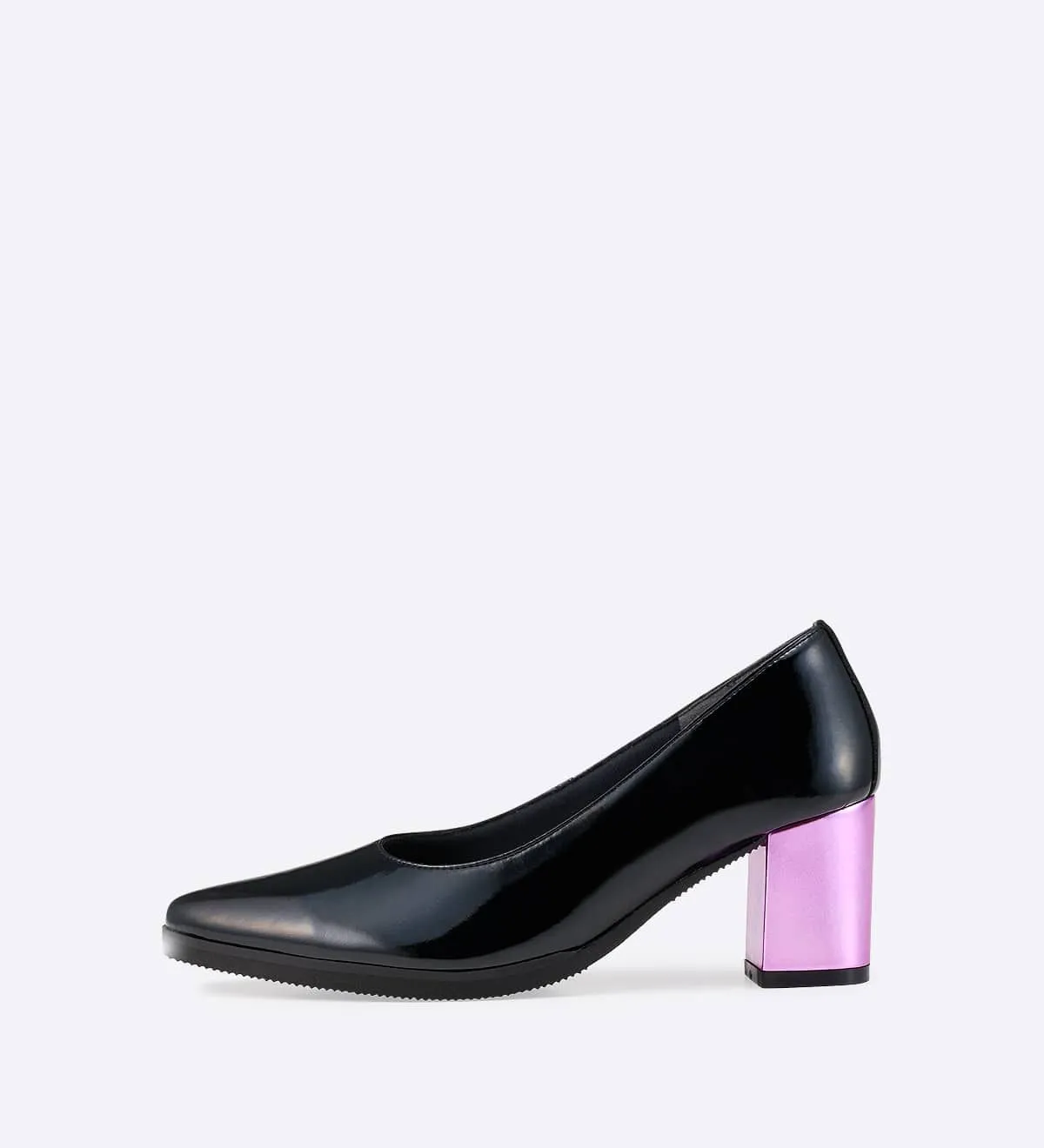 Pointed mirror heel pumps