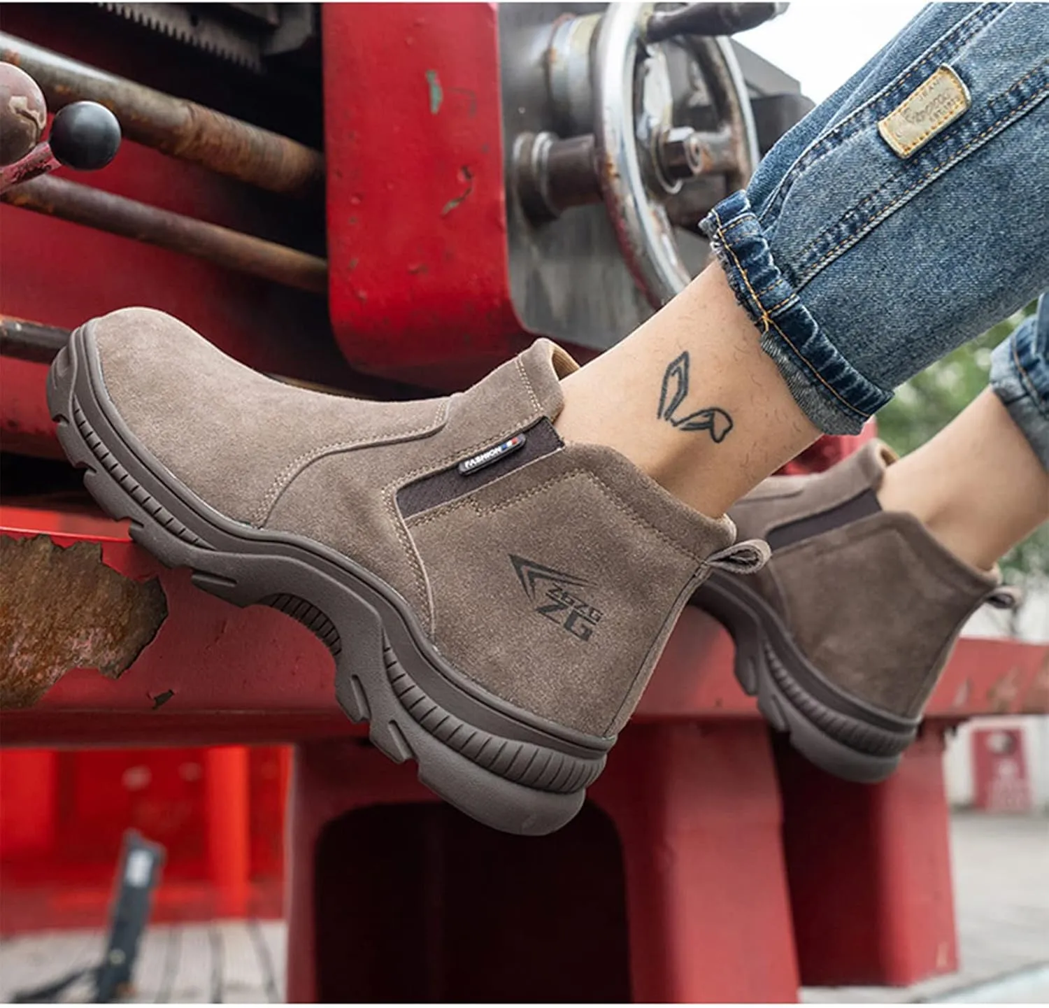 Steel Toe Shoes for Men Waterproof Lightweight Welding Shoes Safety Shoes Slip-on Puncture Proof Work Boots