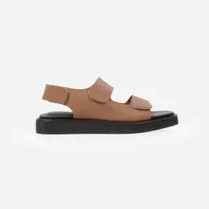 The Wanderlust 2.0 Praline